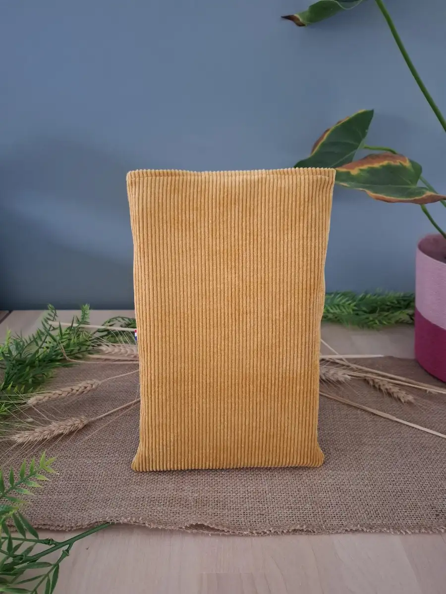 Pochette à livres en velours moutarde